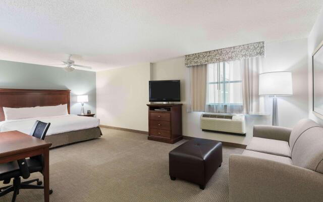 Homewood Suites by Hilton Tampa Airport - Westshore