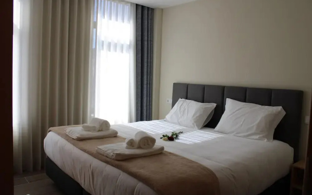Oporto Station Hostel & Rooms