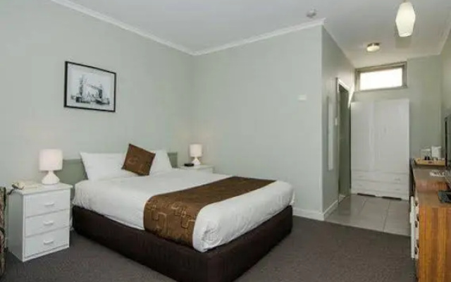 Econo Lodge Mt Gambier City Central – Guest Rooms – Mount Gambier