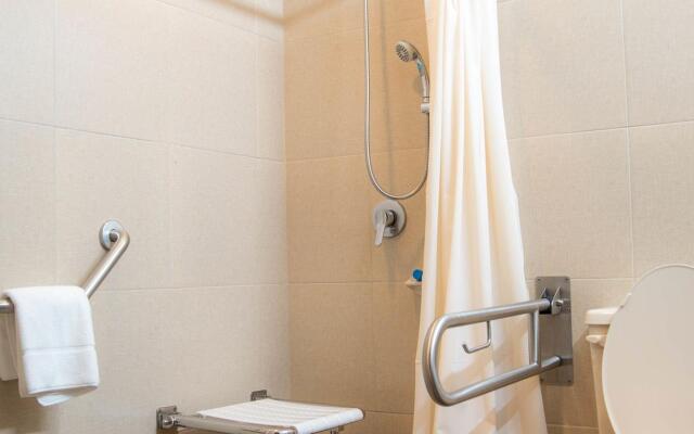 Howard Johnson Plaza Hotel Manta