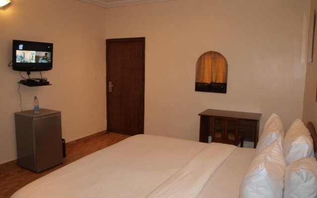 Bay Suites