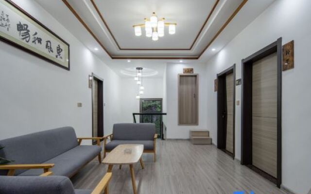 Tianzhushan Mountain Villa