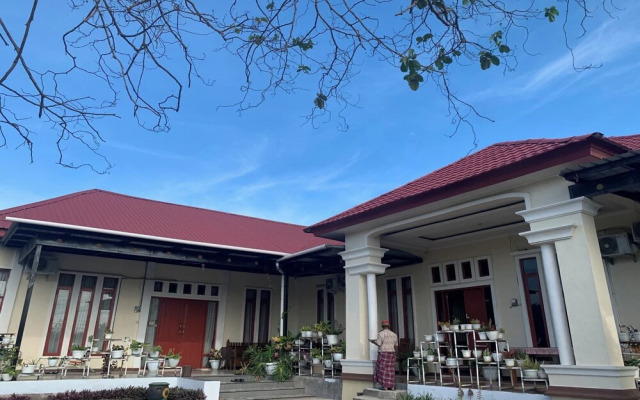 Hotel O Pondok Hitung Near GOR Kalegowa