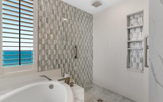 Beach Colony West 12B