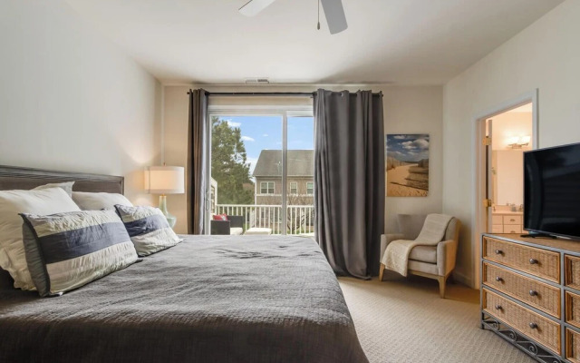 Smithfield Court 2 #102