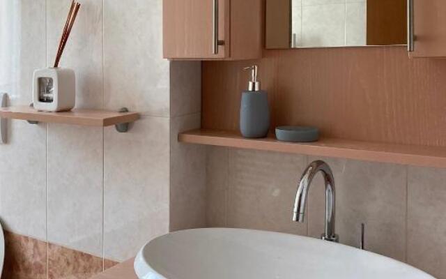 Large well-equipped appartement near Como lake