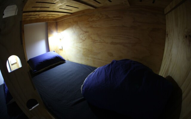 Adventure Inn Marahau - Hostel