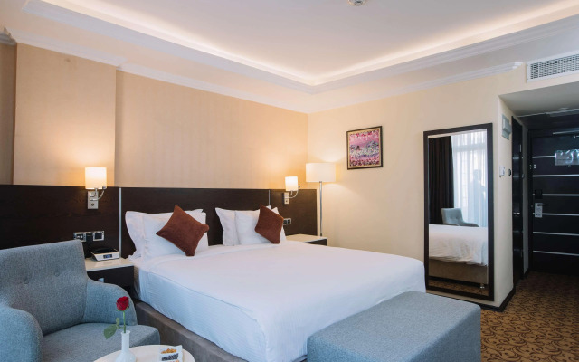 BEST WESTERN Brook Hotel