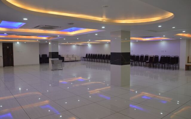 Hotel Kunti International