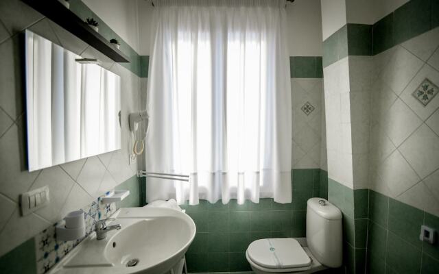 Sikania Rooms Camera 2 Quadrupla