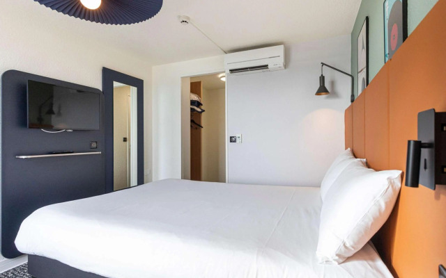 ibis Granville Port de plaisance