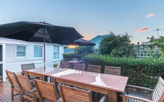 Ashton Gate Guest House