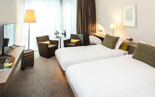 The Gibson Hotel