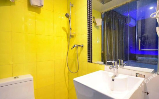 Sunshine 98 Hostel (Wuhan Hubu Lane)