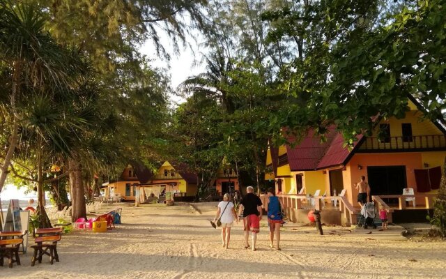 Andaman Beach Resort Koh Jum