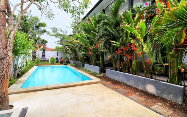 Rise Apartment Sanur