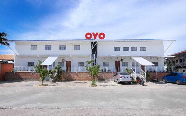 OYO 44011 Weng Bee Guest House