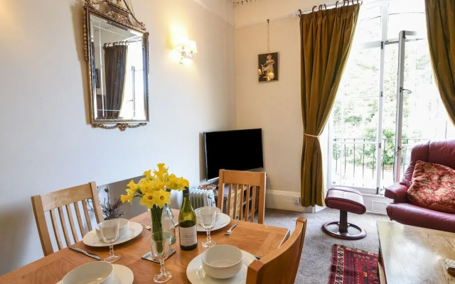 Flat 2, St Agnes House