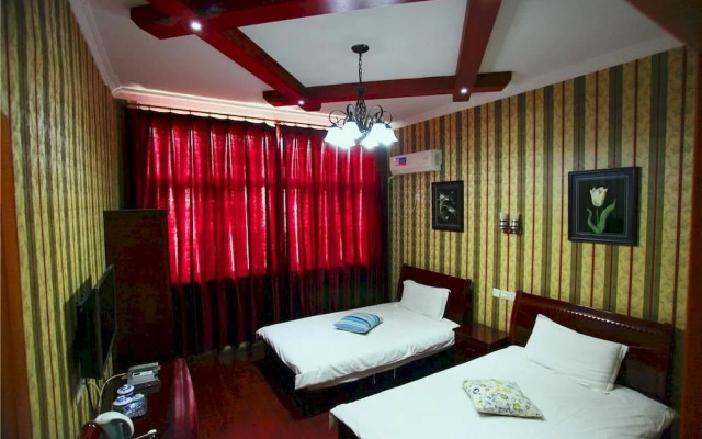Wuzhen Yishuige Inn