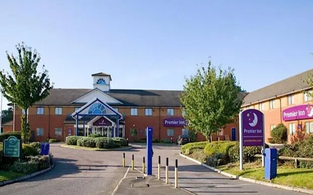 Premier Inn Luton South M1, J9