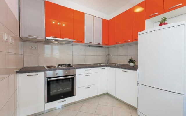 Nice Home in Podaspilje With Wifi and 2 Bedrooms