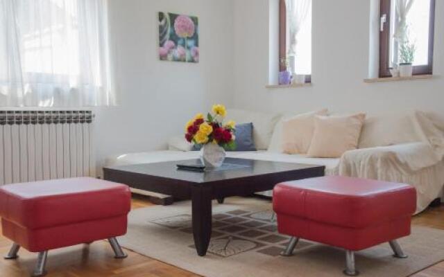 Apartments Jela