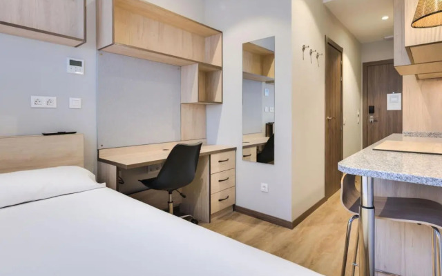 Livensa Living Studios Malaga Feria