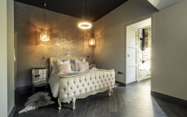 Bowers Mill Aparthotel