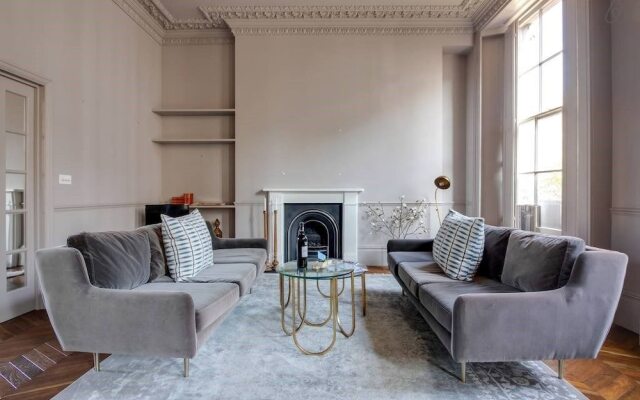 The Cleveland Arms I Matr1