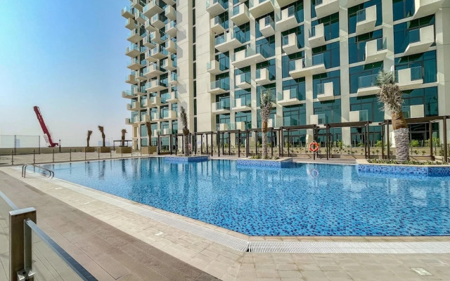 Wonderful Studio Apartment With Balcony at Farhad Azizi