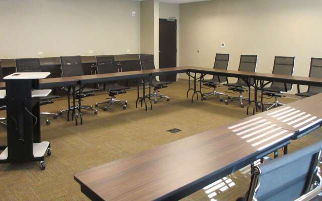 Sleep Inn & Suites Chiloquin-Crater Lake Junction