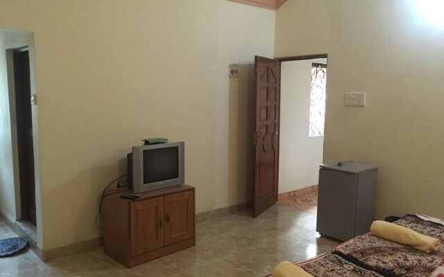 OYO 7958 StayOut Fernandes Villa