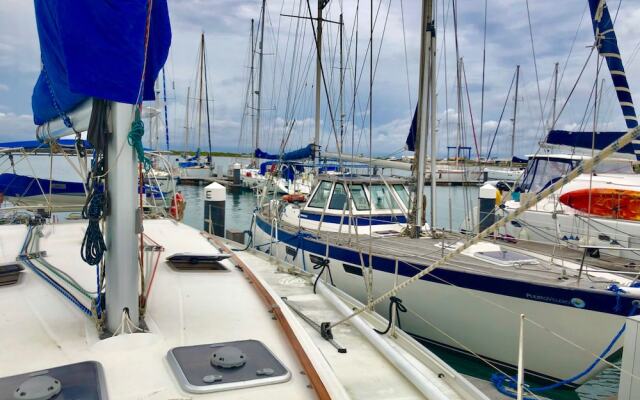Marina Puerto Velero