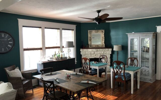 Watergarden Inn at the Bay