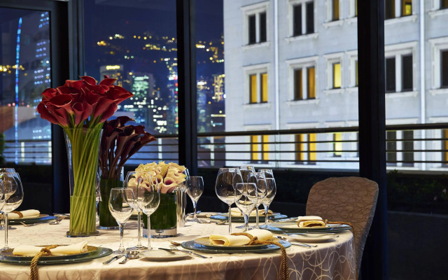 Sheraton Hong Kong Hotel & Towers