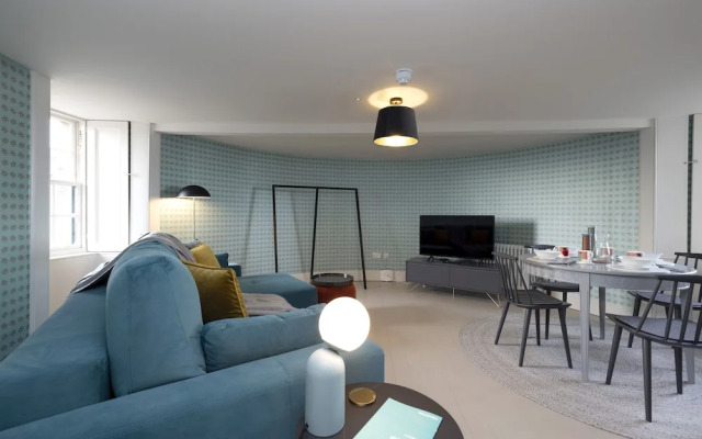 JOIVY Observatory Apartment