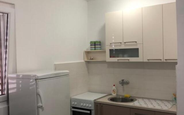 Apartman Sutomore 8 osoba