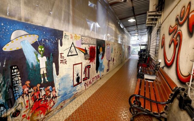 Nap Manor Hostels