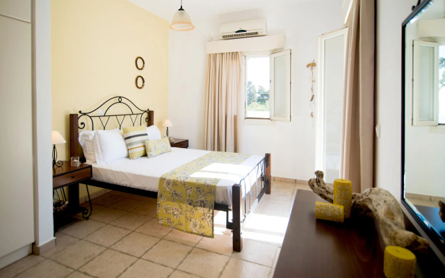 Mouras Resort - Luxury Maisonette Villas