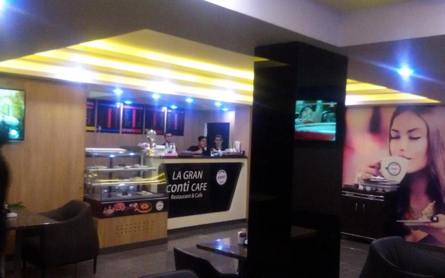 Kanzy Hotel