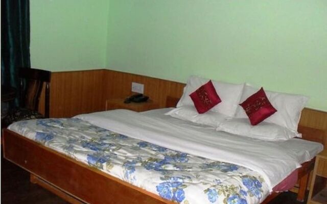 Hotel Kanika Himalayan View