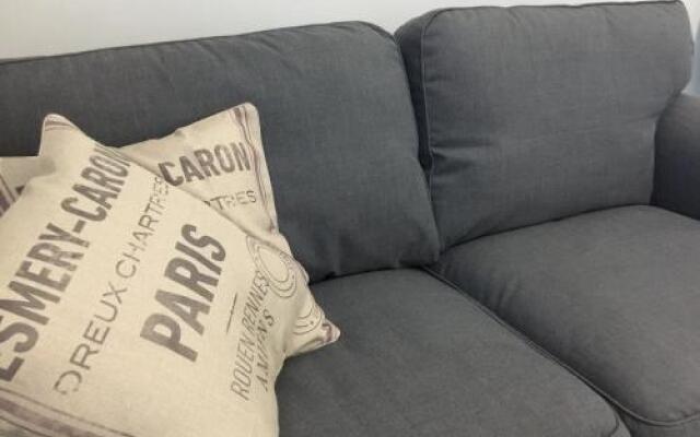 Don't Think Twice - 1st and 3rd floor