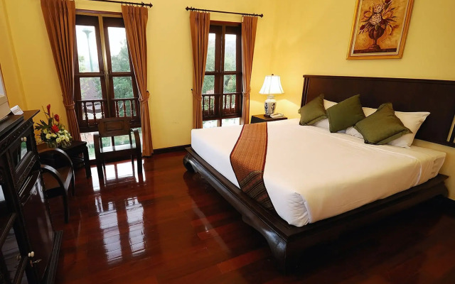 Phuwanalee Resort
