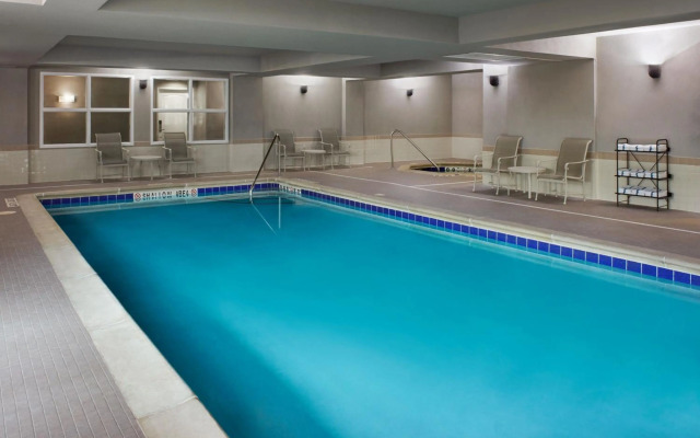 Residence Inn by Marriott Mississauga - Airport Corporate Centre West
