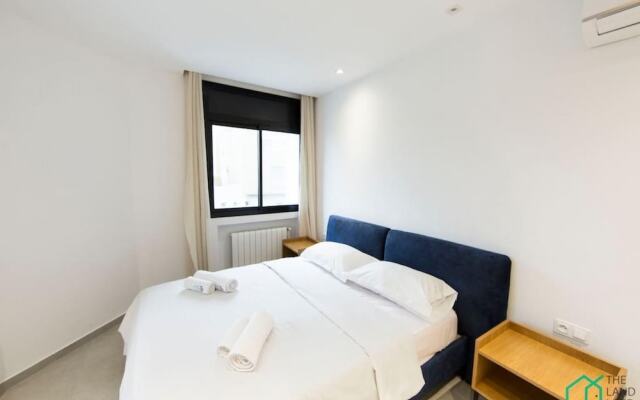 Sunset 203 Luxury apt With Gym in Lac1