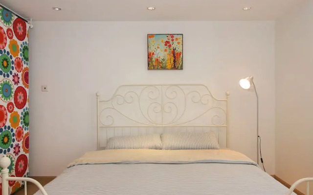 iFamily Apart Hotel Jinzang Branch