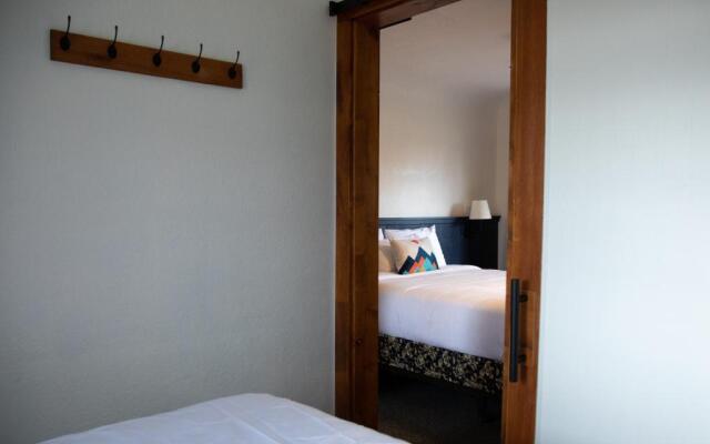 Left Coast Lodge