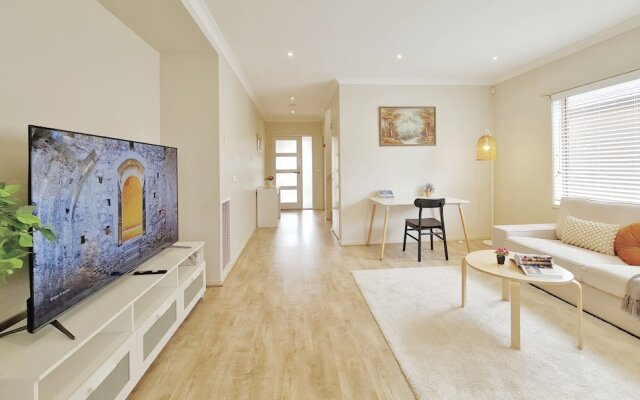 Saltwater Coast House by GoodLive