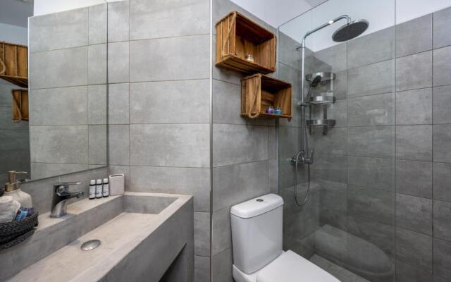 MaΜa's Studio & Apartment