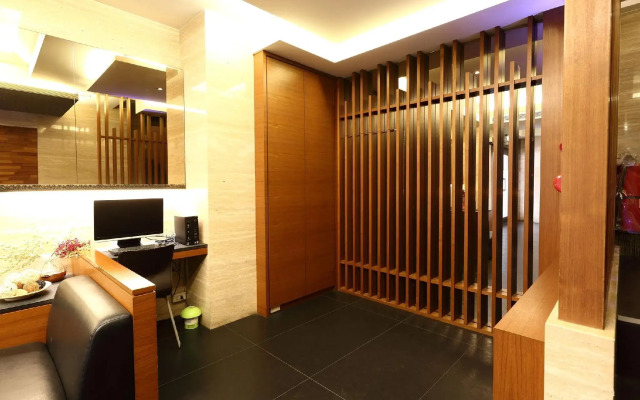 Royal Garden Hotel